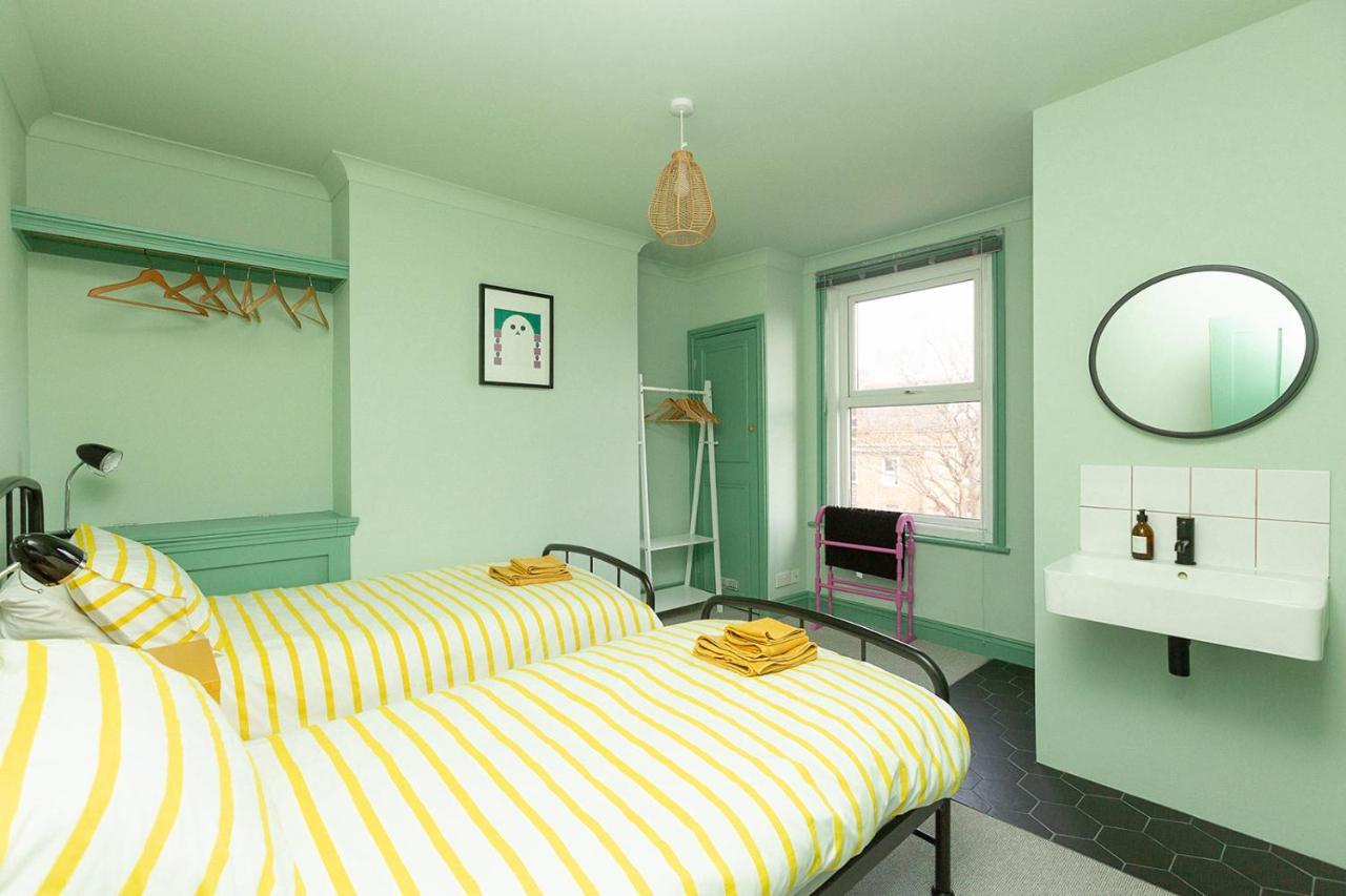 Funky Flat In Margate'S Westbrook Bay Lägenhet Exteriör bild